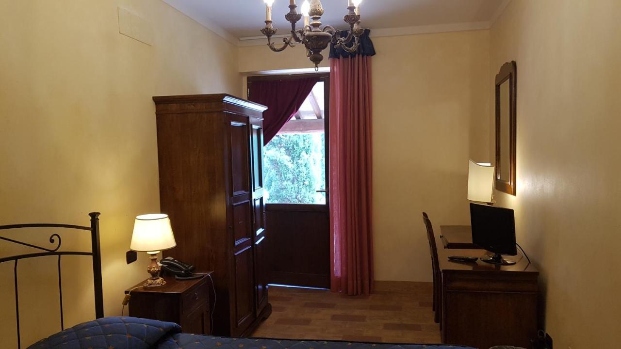 Villa Rinalducci Fano Exteriér fotografie